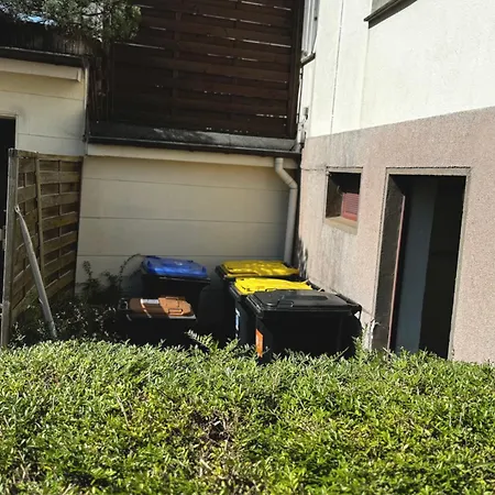 Vaz Schuermann, Kueche, Tv, Wlan, Parkplatz, Nahe Einkaufszone, Autobahnnah * Remscheid