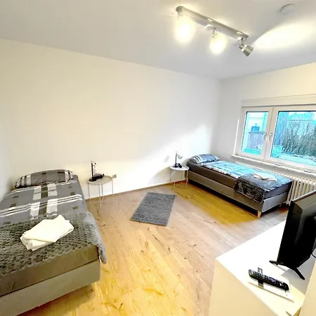 Vaz Schuermann, Kueche, Tv, Wlan, Parkplatz, Nahe Einkaufszone, Autobahnnah Apartment Remscheid