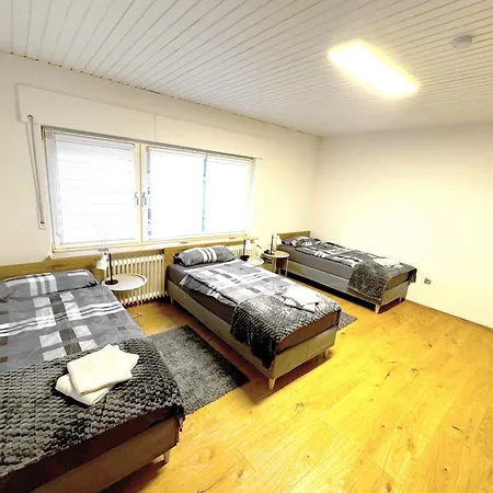 Vaz Schuermann Fuer Monteure, Kueche, Wlan, Parkplatz, Autobahnnah * Remscheid