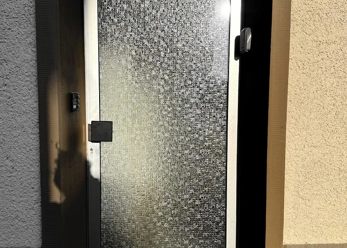 Vaz Schuermann Fuer Monteure, Kueche, Wlan, Parkplatz, Autobahnnah Appartement