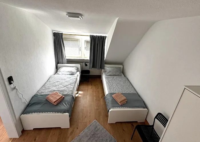 Appartement Vaz Schuermann Fuer Monteure, Kueche, Wlan, Parkplatz, Autobahnnah
