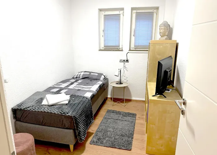 Vaz Schuermann Fuer Monteure, Kueche, Wlan, Parkplatz, Autobahnnah Appartement Remscheid